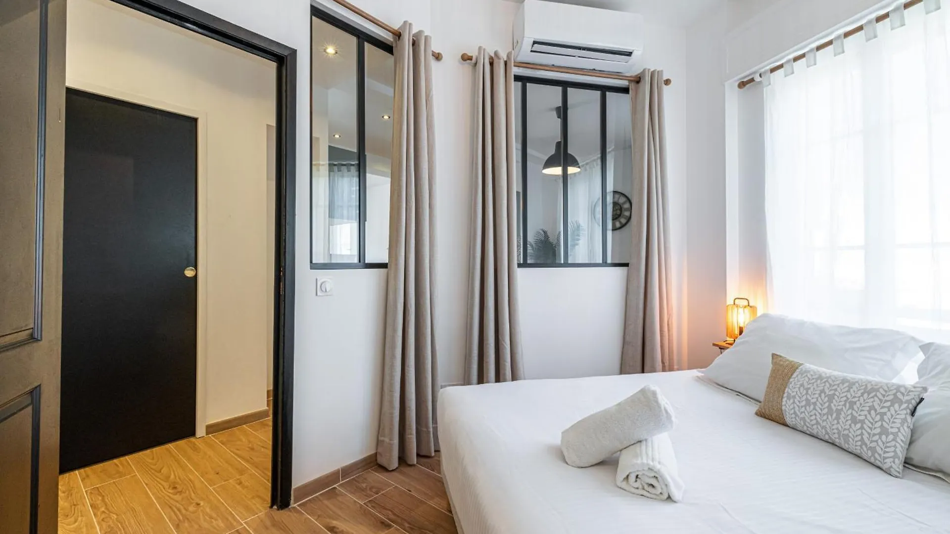 شقة Large & Quiet 1 Bdr Downtown نيس