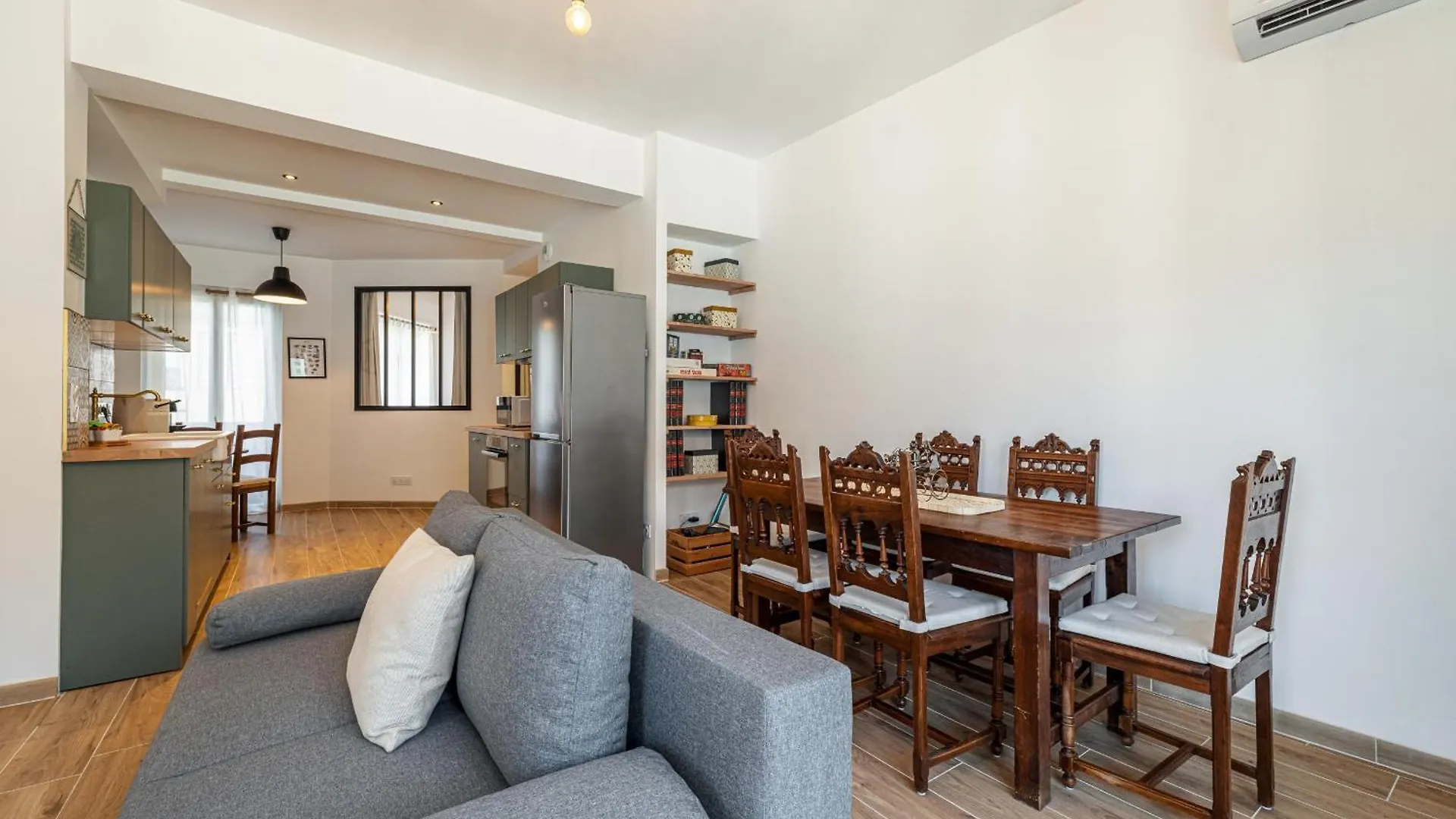 شقة Large & Quiet 1 Bdr Downtown نيس فرنسا